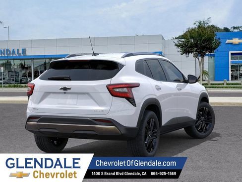 New 2026 Chevrolet Trax ACTIV w/ Driver Confidence Package FWD image 4