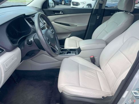 Used 2016 Hyundai Tucson SE w/ Option Group 02 AWD/4WD image 5