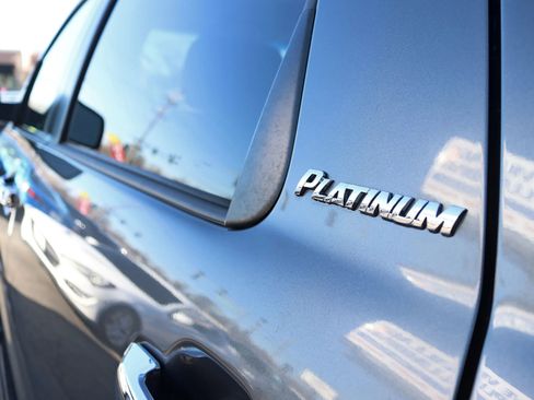 Used 2017 Toyota Sequoia Platinum image 15