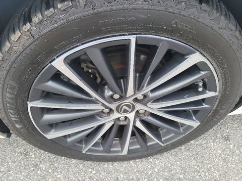 Used 2022 Lexus ES 350 w/ Premium Package FWD image 7