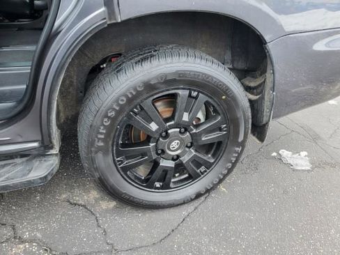 Used 2022 Toyota Sequoia TRD Sport image 6