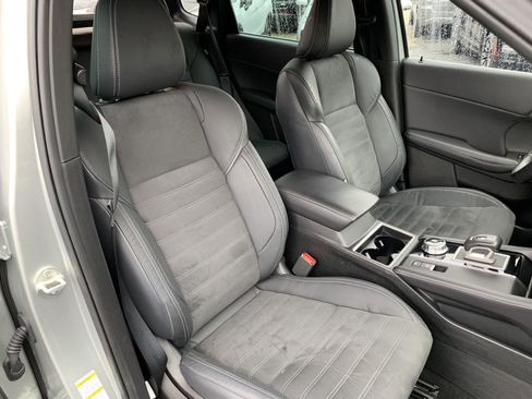 Used 2023 Mitsubishi Outlander SE image 28