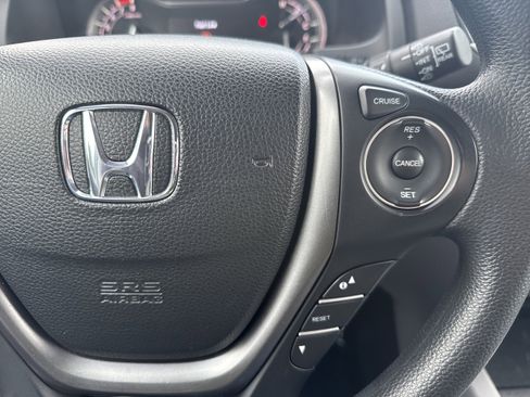 Used 2017 Honda Pilot LX image 25
