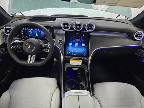 New 2026 Mercedes-Benz GLC 300 4MATIC image 17