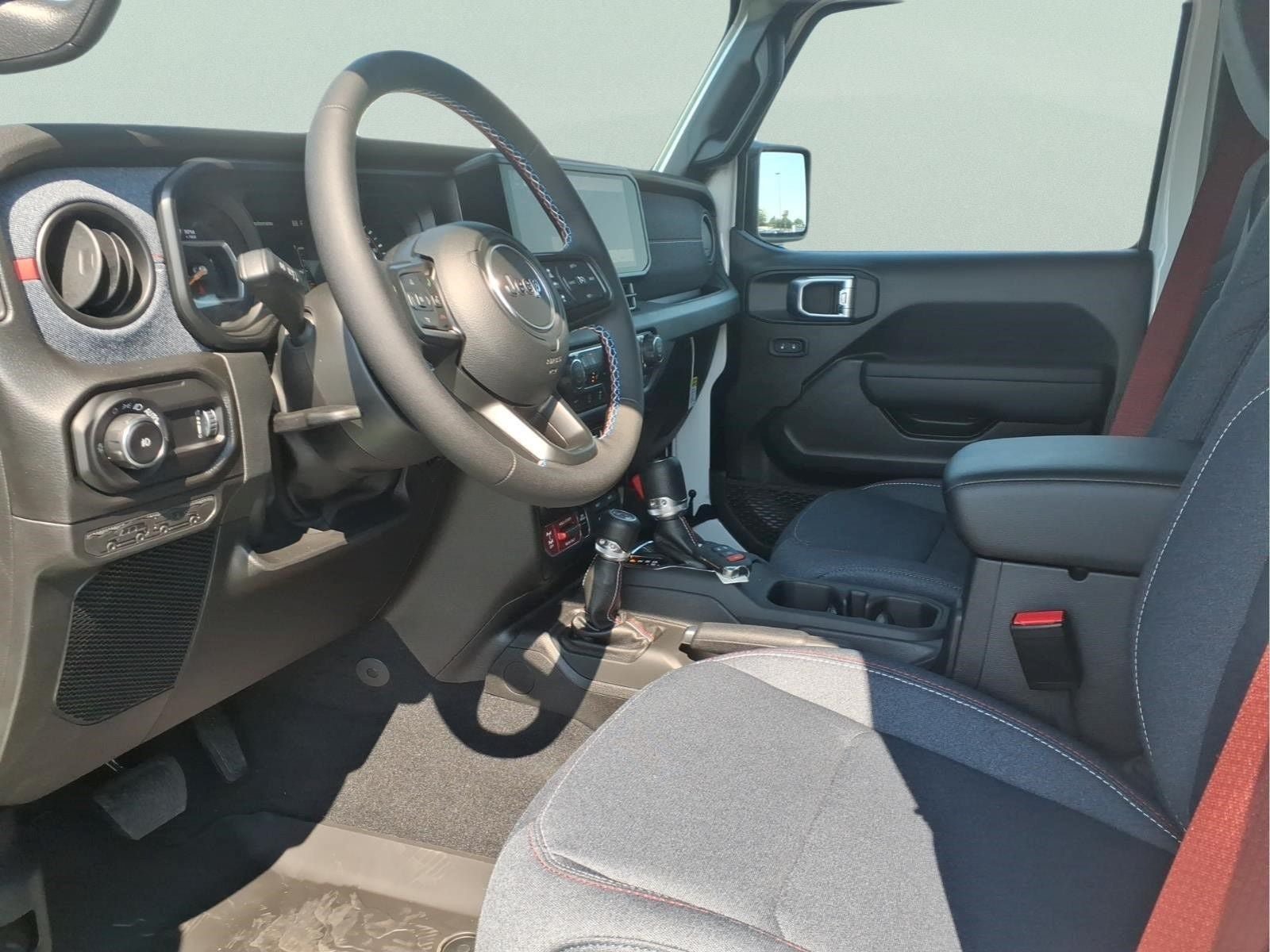 New 2026 Jeep Wrangler Unlimited Sport w/ Dual Top Group AWD/4WD image 15