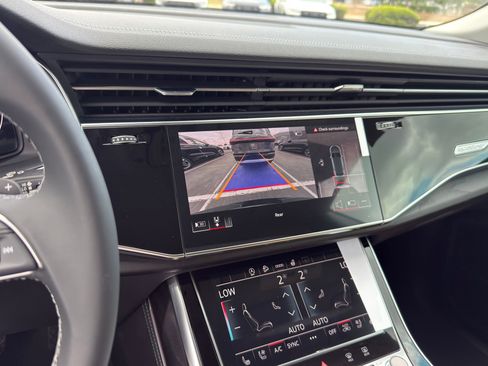 New 2026 Audi Q8 Premium Plus image 18