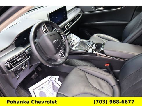 Used 2023 Lincoln Nautilus Reserve image 21