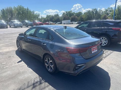 Used 2019 Kia Forte LXS FWD image 14