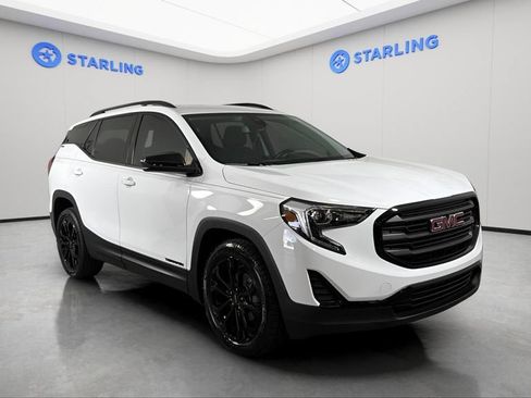 Used 2021 GMC Terrain SLE w/ Driver Convenience Package FWD image 14