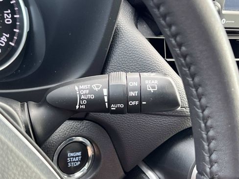 Used 2022 Toyota RAV4 XLE Premium FWD image 29