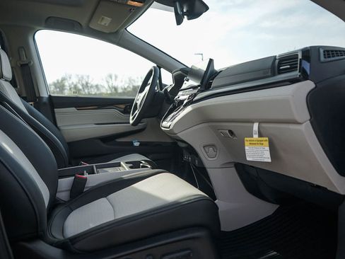 New 2026 Honda Odyssey Elite image 11