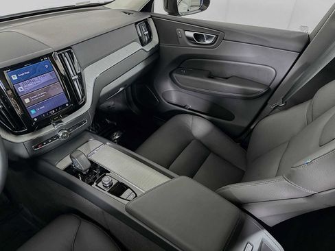 Used 2025 Volvo XC60 T8 Plus w/ Protection Package Premier image 22