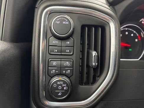 Used 2023 Chevrolet Silverado 2500 LTZ image 11