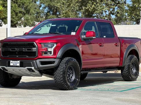 Used 2017 Ford F150 Raptor w/ Equipment Group 802A Luxury image 10