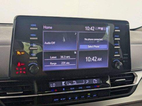 Used 2021 Toyota Sienna LE FWD image 20