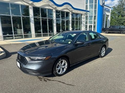 Used 2023 Honda Accord LX image 4