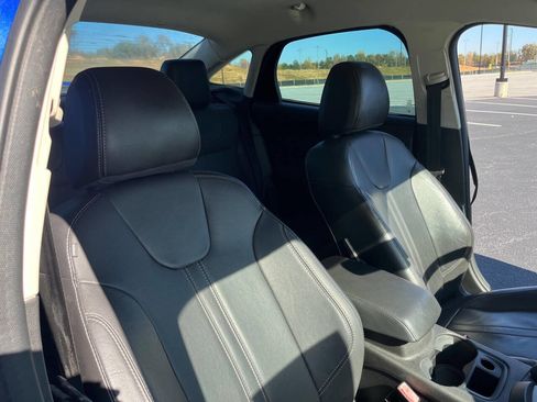 Used 2013 Ford Focus SE image 9