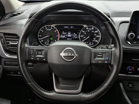 Used 2025 Nissan Rogue SV AWD/4WD image 20