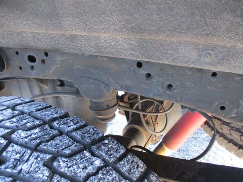 Used 2017 GMC Sierra 2500 SLE w/ SLE Preferred Package image 38