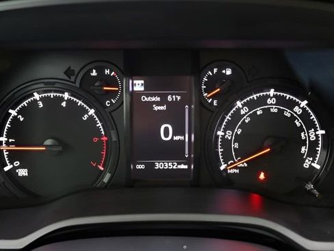 Used 2023 Toyota 4Runner SR5 image 27