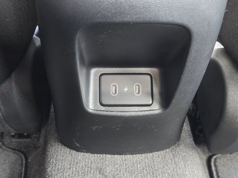 New 2025 Hyundai Elantra SEL image 24