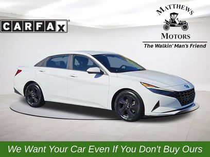 Used 2023 Hyundai Elantra SEL