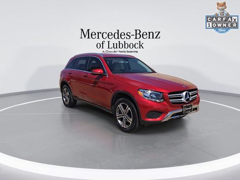 Used 2019 Mercedes-Benz GLC 300 4MATIC image 2