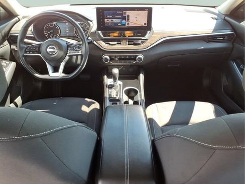 Used 2023 Nissan Altima 2.5 SV w/ SV Premium Package FWD image 21