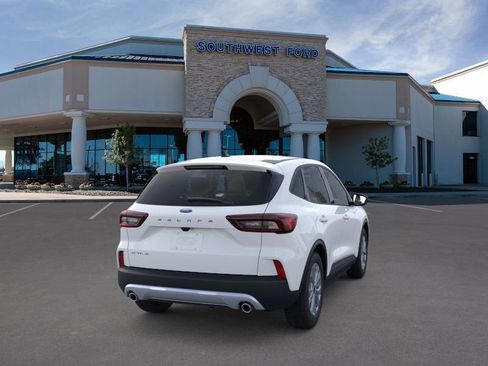 New 2026 Ford Escape Active image 8