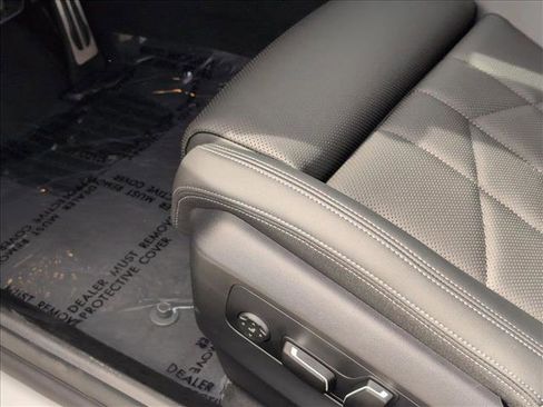 New 2026 BMW i5 eDrive40 w/ M Sport Package image 4