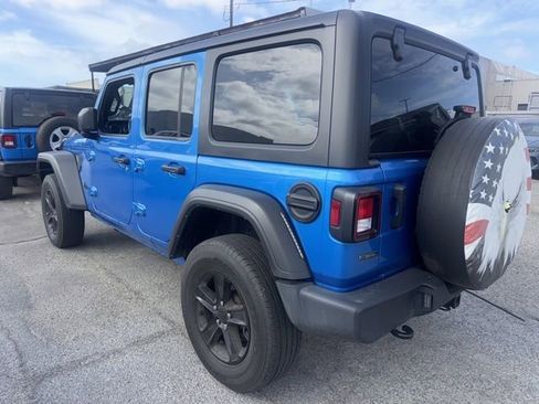 Used 2022 Jeep Wrangler Unlimited Sport AWD/4WD image 7