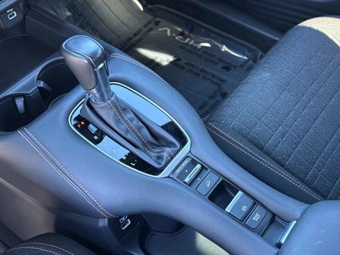 Certified 2023 Honda HR-V Sport image 24