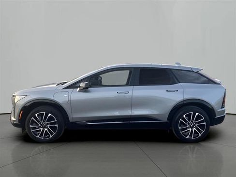 Certified 2025 Cadillac Optiq Sport 2 w/ LPO, Floor Liner Package image 2