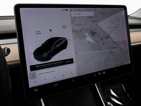 Used 2018 Tesla Model 3 Long Range image 26