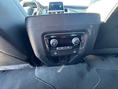 Used 2024 Chevrolet Tahoe LT RWD image 13