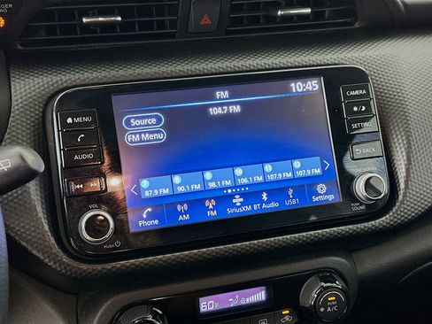 Used 2021 Nissan Kicks SV FWD image 19