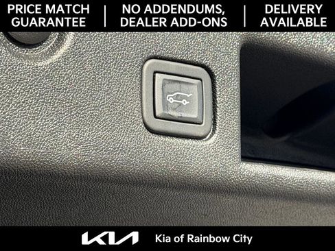 Used 2023 Chevrolet Equinox LT image 12