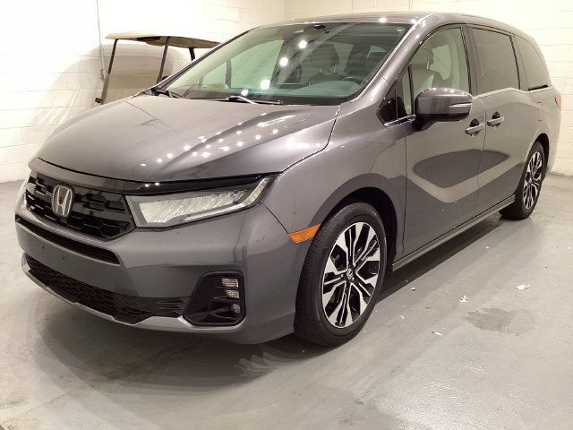 Certified 2025 Honda Odyssey Elite image 3