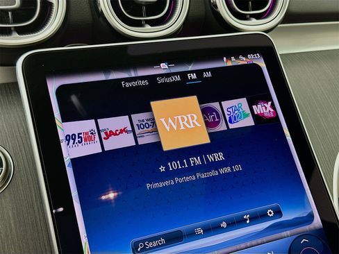 Used 2025 Mercedes-Benz C 300 Sedan image 16