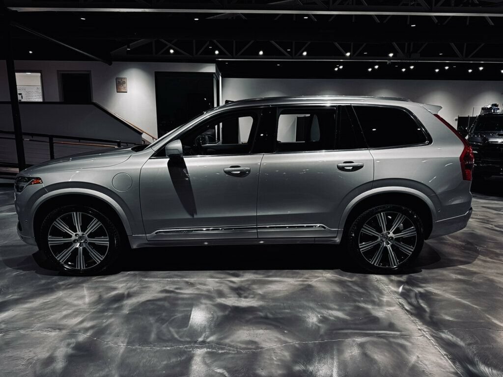 Used 2024 Volvo XC90 T8 Plus w/ Protection Package Premier AWD/4WD image 2