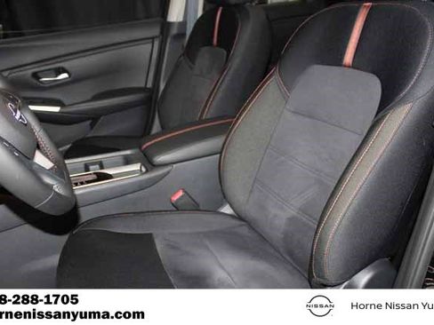 Certified 2025 Nissan Sentra SR w/ Midnight Edition image 4