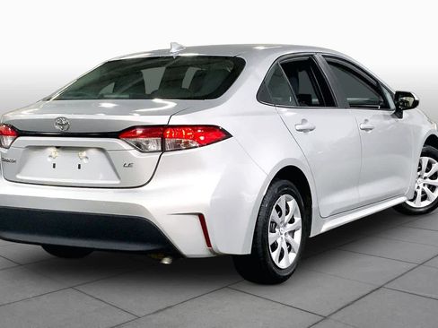 Used 2024 Toyota Corolla LE FWD image 13