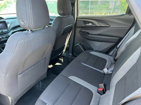 Used 2023 Chevrolet TrailBlazer LT w/ Convenience Package AWD/4WD image 32