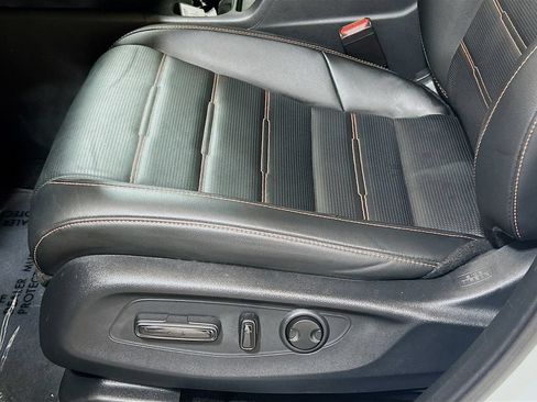 Used 2025 Honda CR-V Sport-L image 16