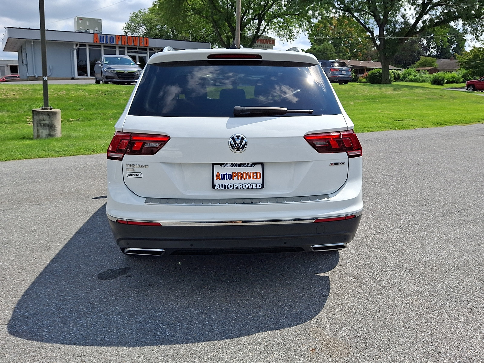 Used 2021 Volkswagen Tiguan SEL AWD/4WD image 5