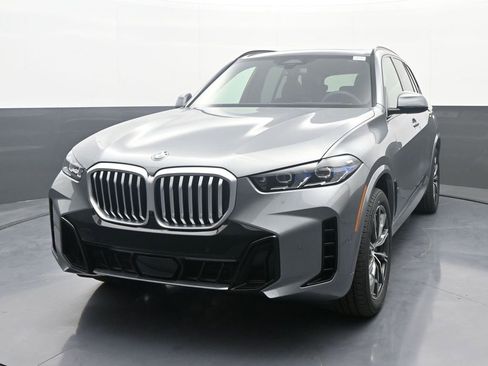 New 2026 BMW X5 xDrive40i w/ M Sport Package image 1