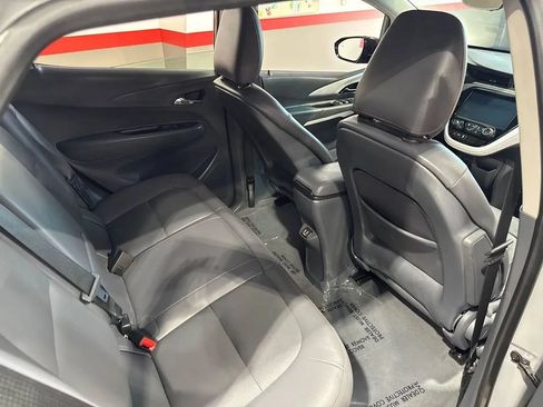 Used 2020 Chevrolet Bolt Premier w/ Infotainment Package FWD image 91