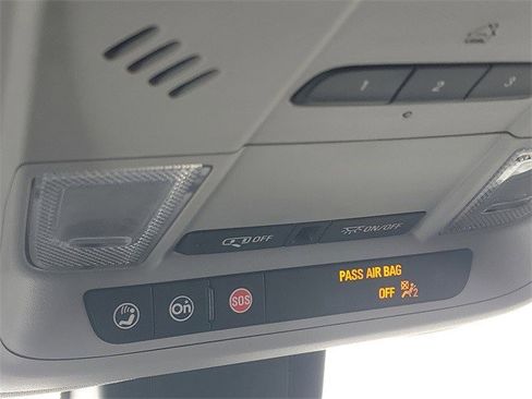 Certified 2020 Chevrolet Equinox LT w/ Driver Convenience Package image 26