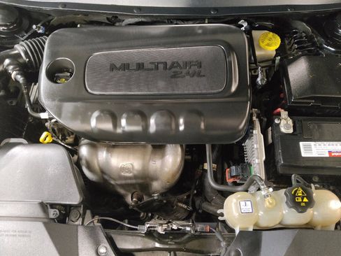 Used 2020 Jeep Cherokee Latitude FWD image 30