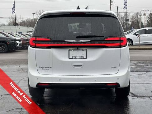 New 2026 Chrysler Pacifica Select image 75